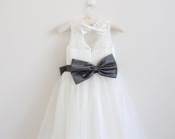 Light Ivory Lace Tulle Long Sleeveless Flower Girl Dresses With Dark Grey Sash/Bows OK212