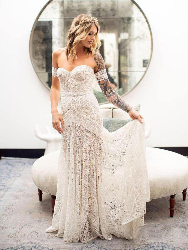 Ivory Lace Sheath Sweetheart Neck Boho Beach Wedding Dress N1403