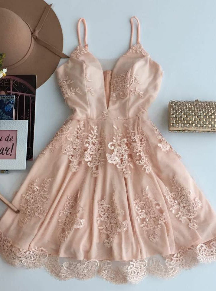 A-Line Homecoming Dress,Spaghetti Straps Homecoming Dresses,Short Prom Dress,Champagne Homecoming Dresses,Tulle Homecoming Dress with Appliques